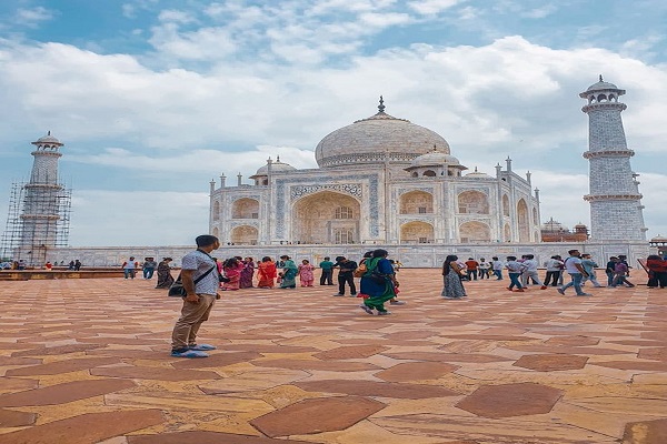 narnaul to agra cabs